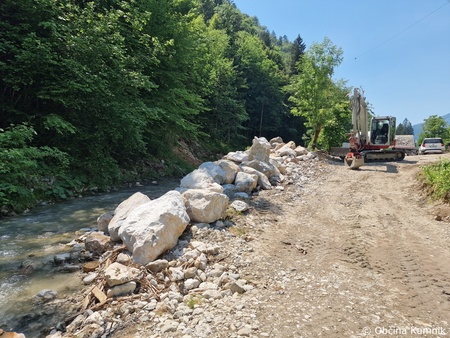 Sanacijska obnova vodotokov in hudournikov po poplavah (15)